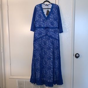 New Miusol Lace Dress